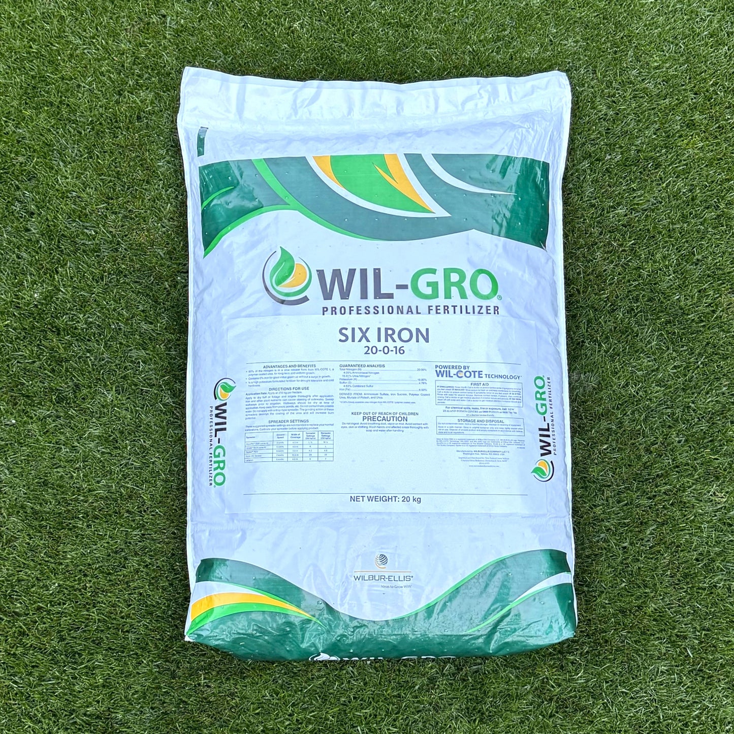 NZLA Six Iron Professional Fertiliser (Covers 800m2) - - - [20kg]