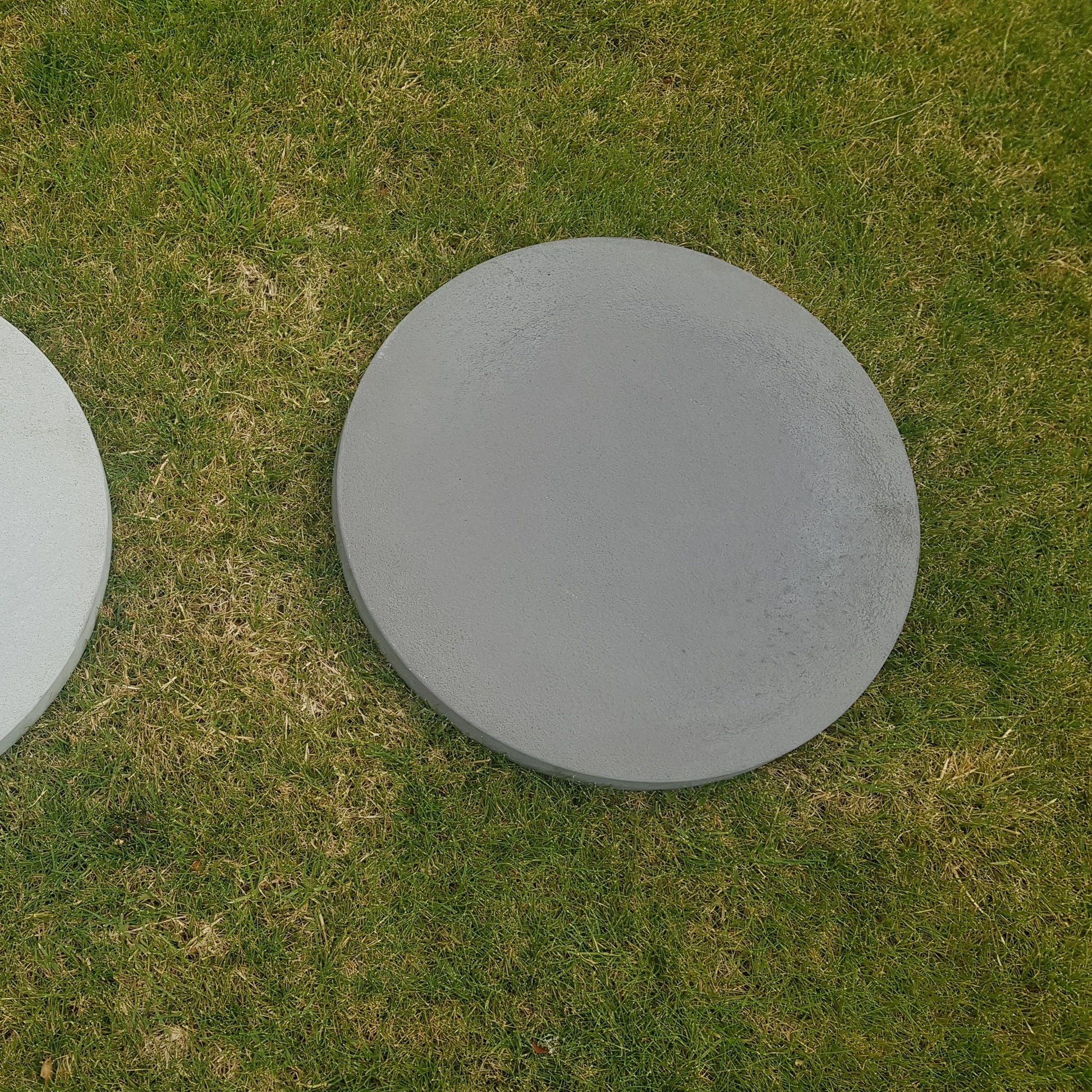 Round Paver Charcoal 
